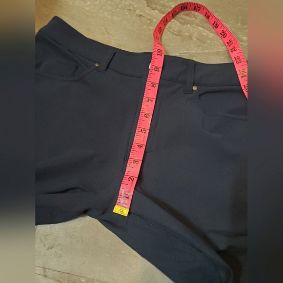 Lululemon ABC Pant Slim *Warpstreme. 30" inseam. Blue "True navy". Size 31. - Picture 13 of 14